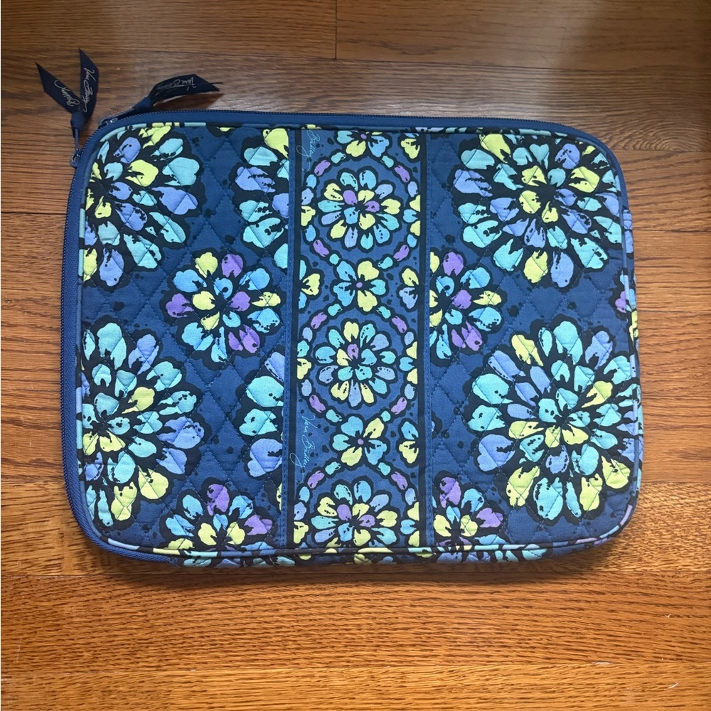 Vera Bradley Laptop Sleeve (regular size)